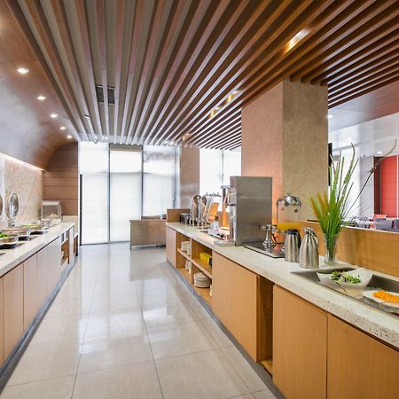 Holiday Inn Express Dujiangyan Ancient City Exterior foto