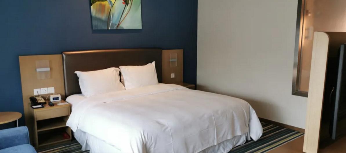 Holiday Inn Express Dujiangyan Ancient City Exterior foto