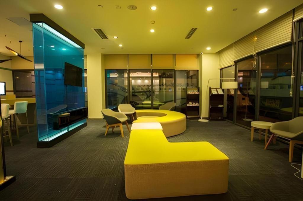 Holiday Inn Express Dujiangyan Ancient City Exterior foto